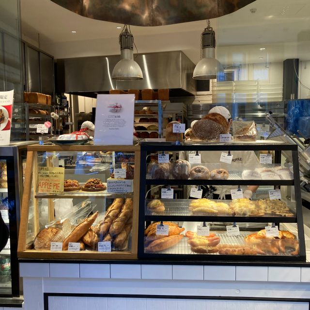 トリュフベーカリー 本店 / Truffle BAKERY