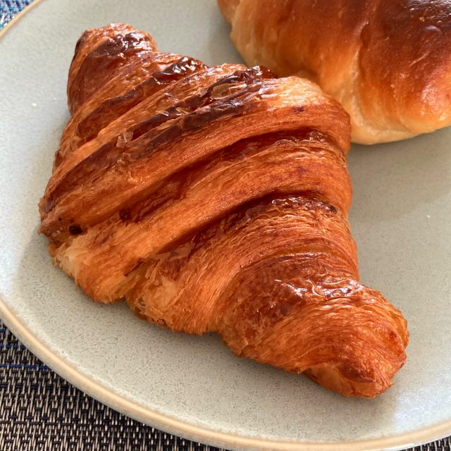 トリュフベーカリー 本店 / Truffle BAKERY