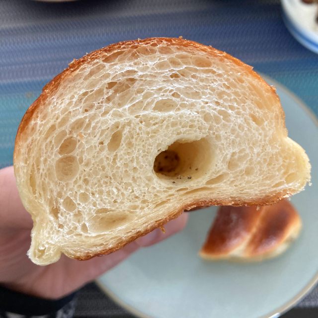 トリュフベーカリー 本店 / Truffle BAKERY