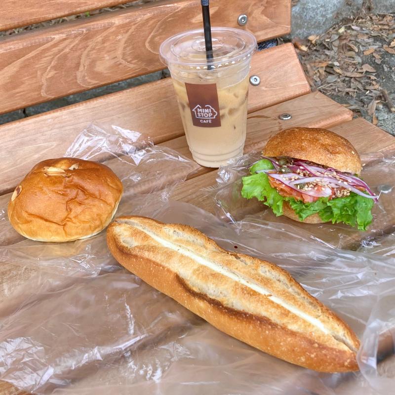 ブーランジェリー マナベ