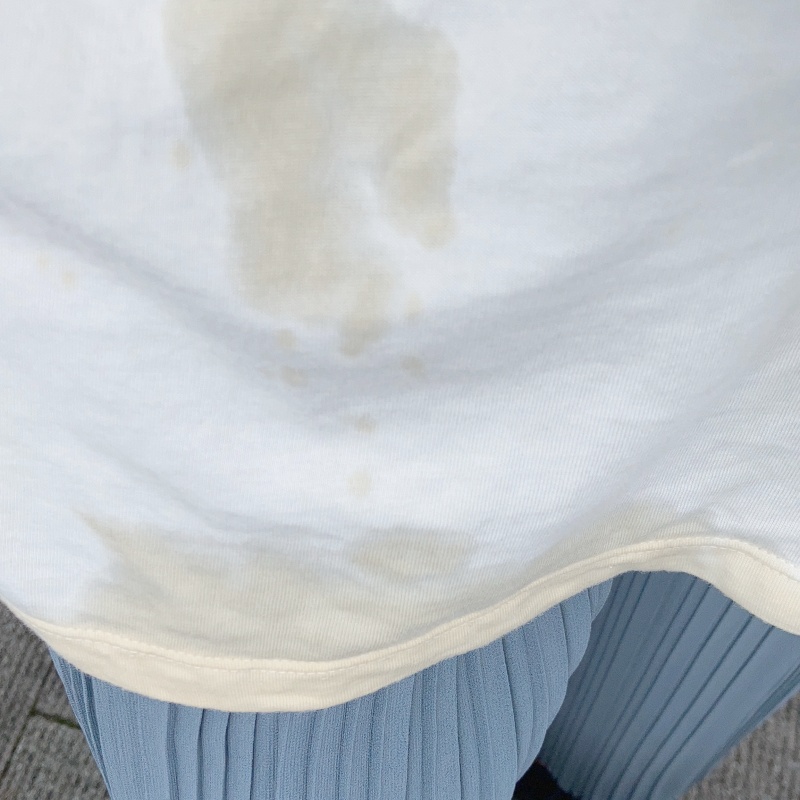 カフェラテこぼした