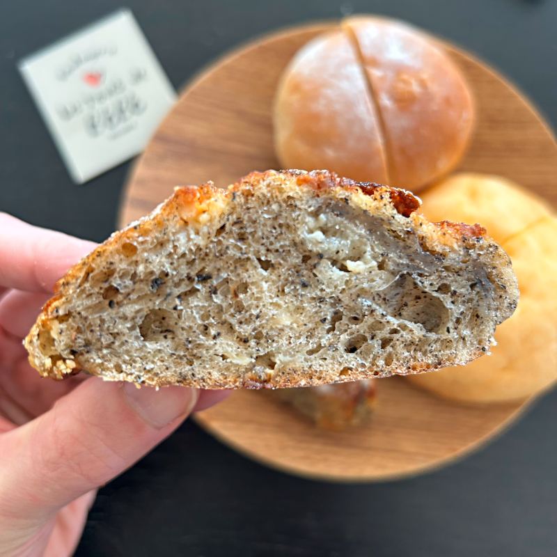 ベーカリーカフェ「レ ジュ ド ベベ」(目黒)