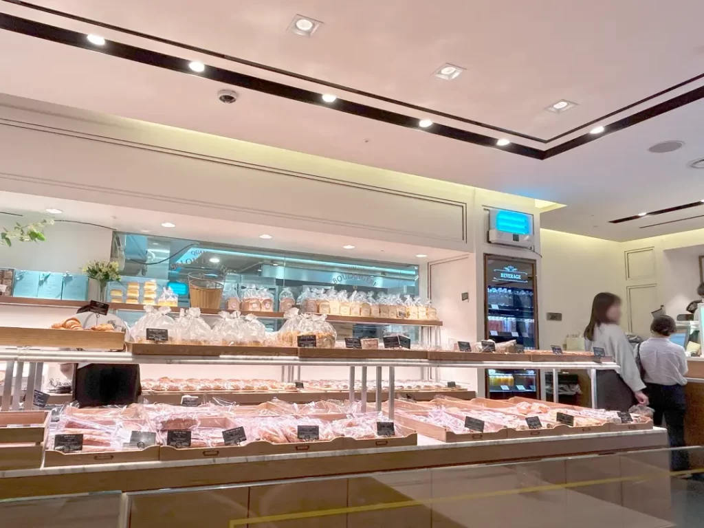 PARIS CROISSANT ソウル駅店（파리크라상 서울역점）