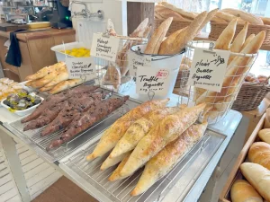 ARTIST BAKERY 安国店（아티스트베이커리 안국점）