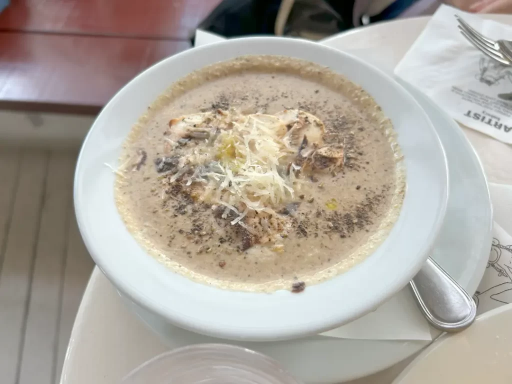 ARTIST BAKERY 安国店（아티스트베이커리 안국점）