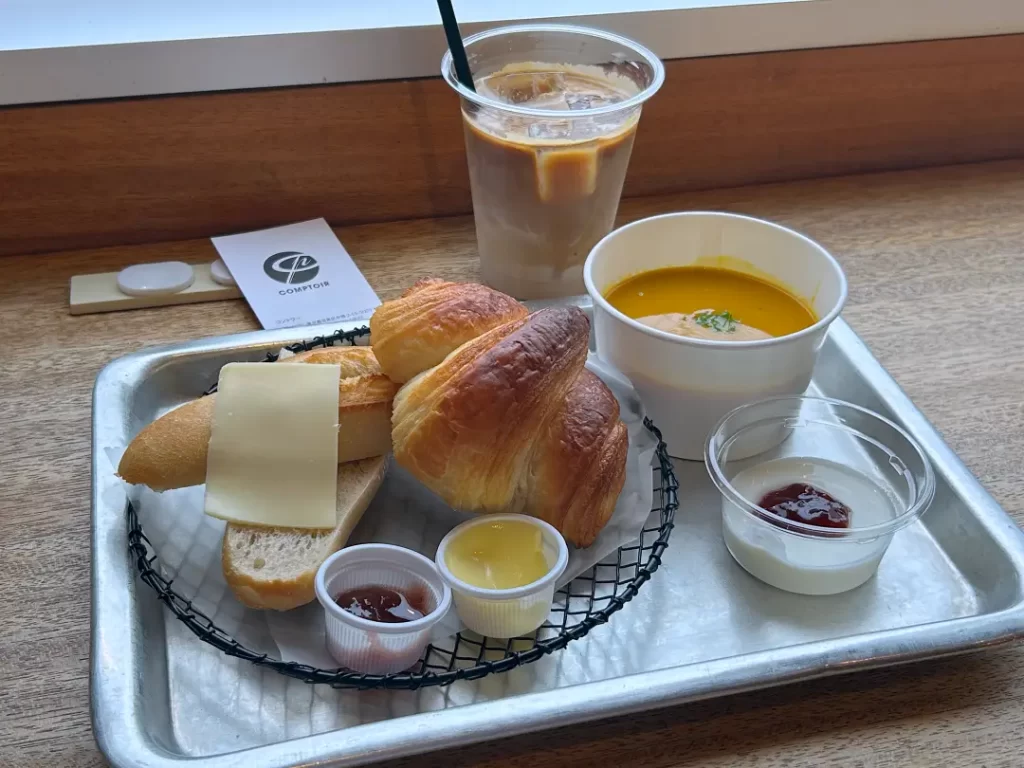 コントアー(都立大学駅)