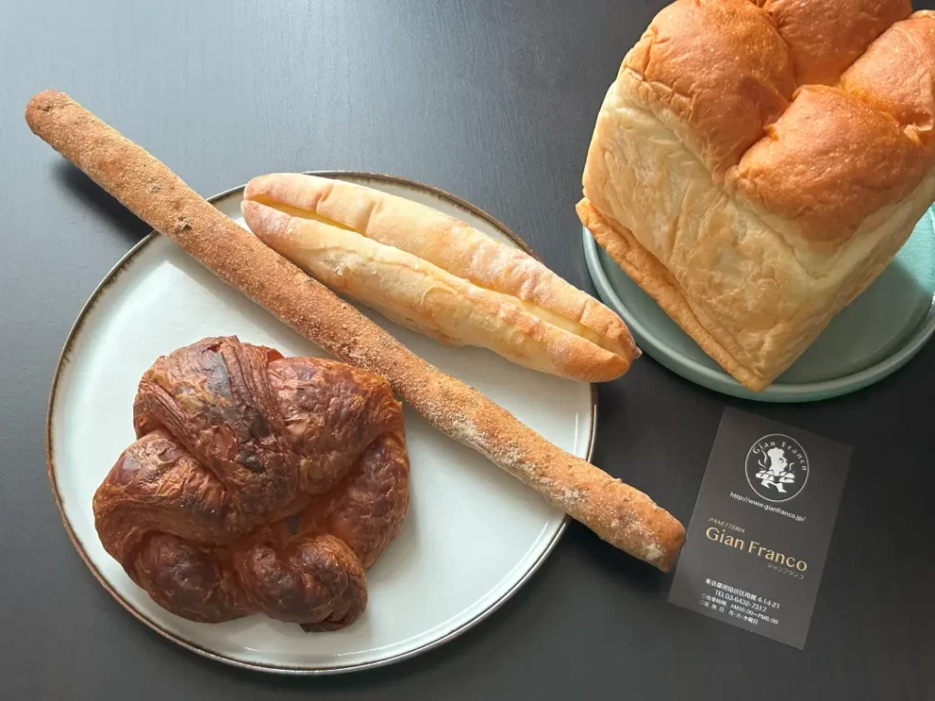 空飛ぶ食パン/Gian Franco(ジャンフランコ)用賀