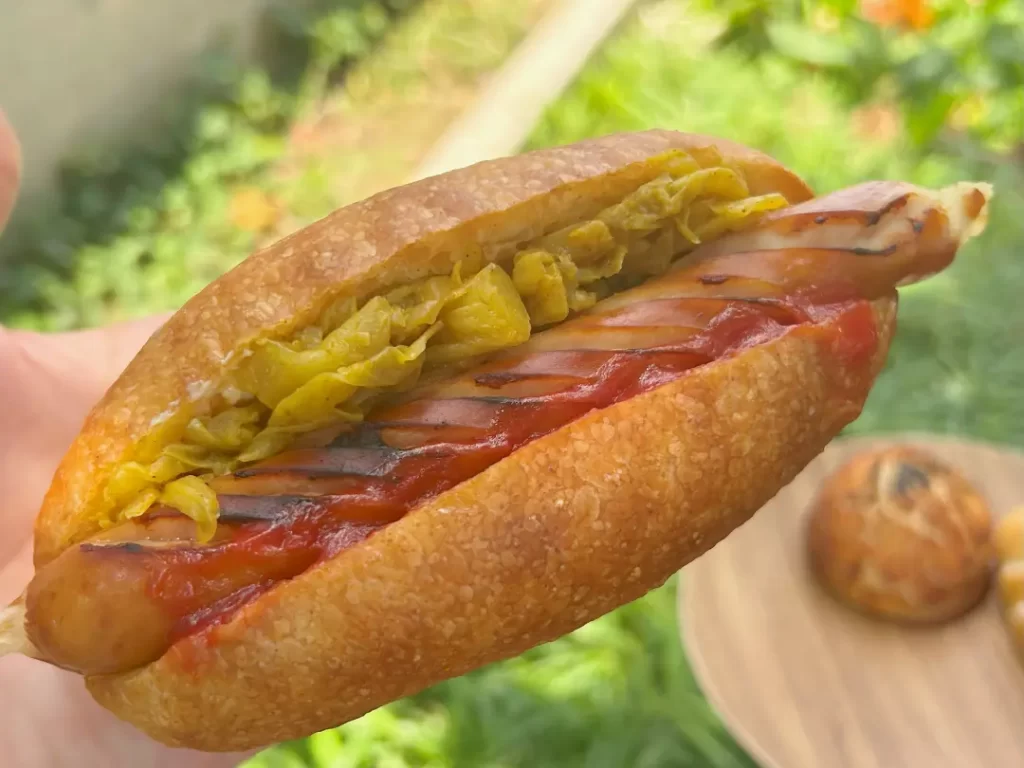 タツミのドッグ／ビストロベーカリー タツミ （BISTRO BAKERY TATSUMI）不動前