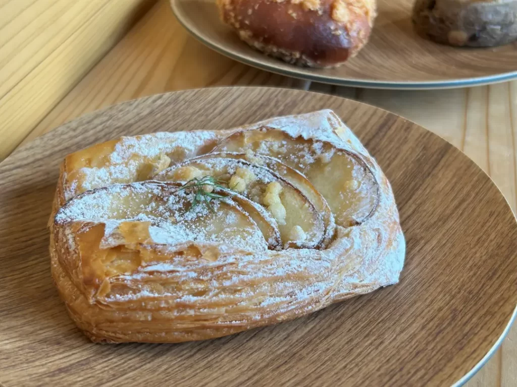 サクサク!焼きりんごクロワッサン/政次郎のパン(群馬県前橋市)