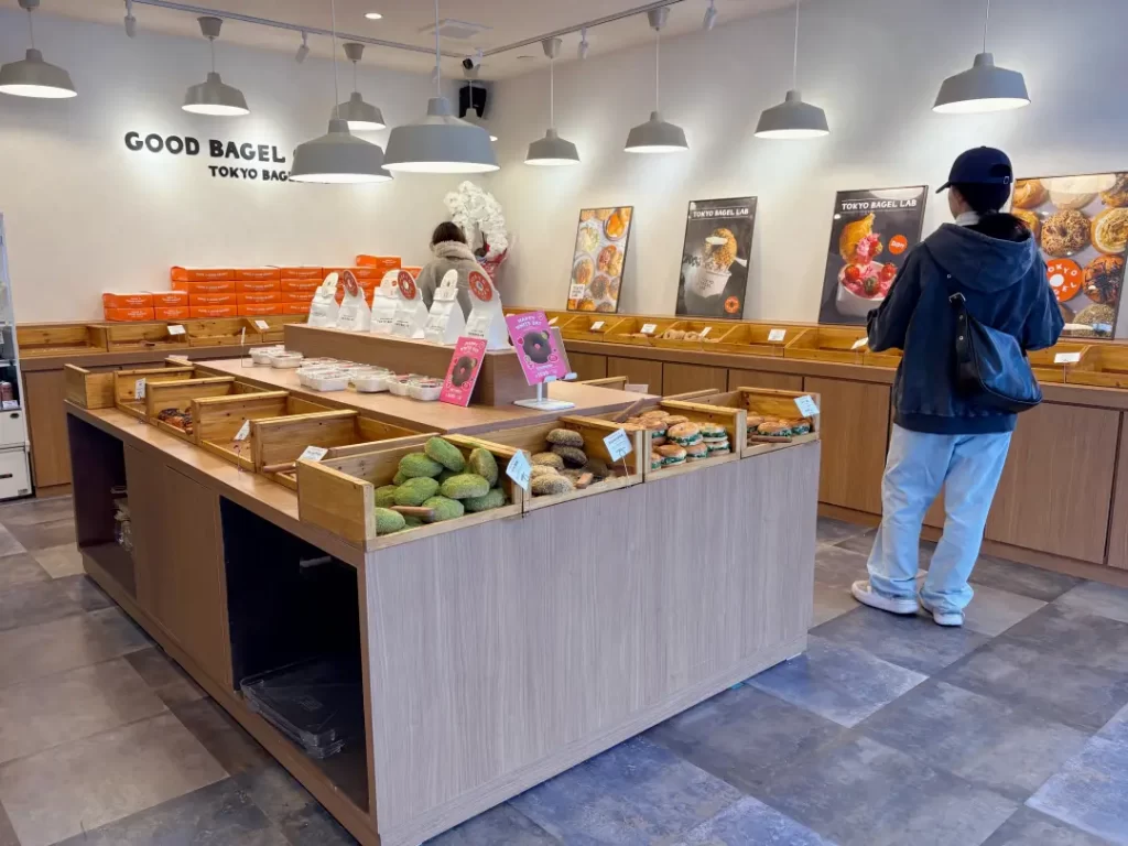 TOKYO BAGEL LAB (トウキョウ ベーグル ラボ)/ 新大久保